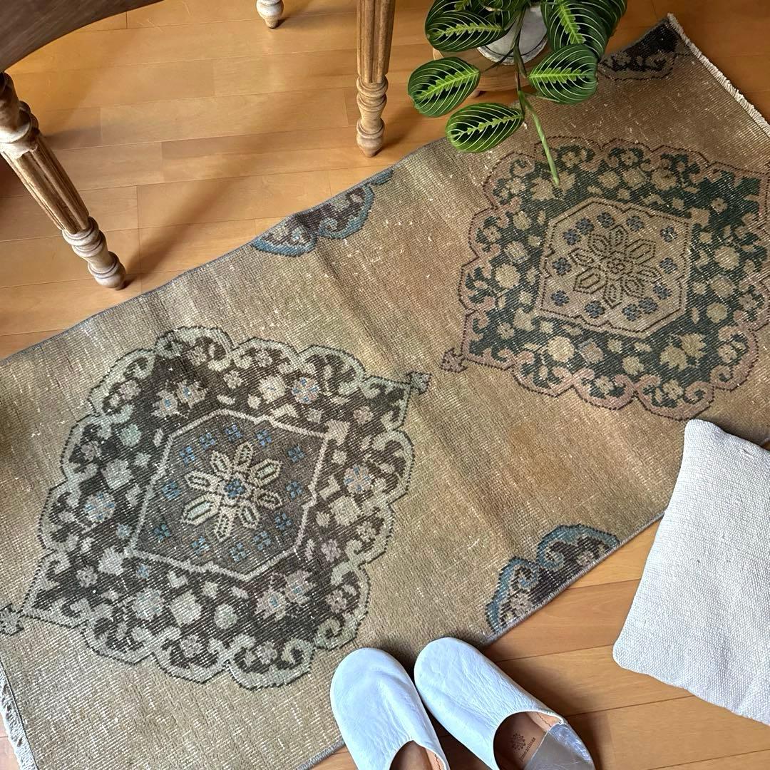 専用ページ　67×139 カーキベージュ　色褪せカラー　トルコヴィンテージラグ