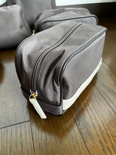 エミレーツ航空　アメニティー 6個セット