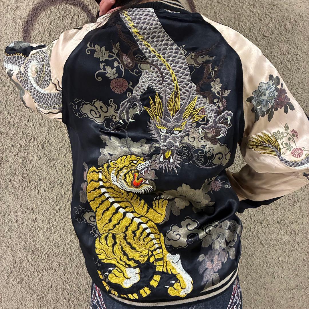 激シブ⭐︎リバーシブル 雅結 スカジャン サテン刺繍 和柄 龍 虎 金魚 L程度