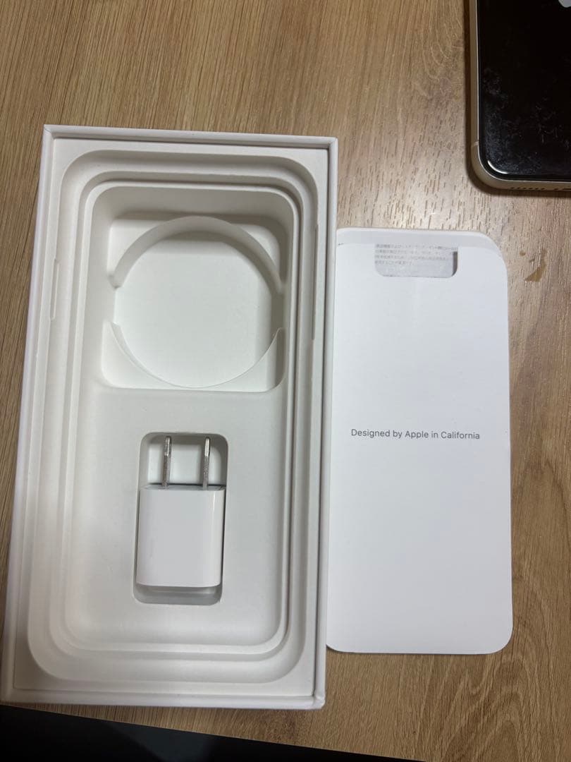 iPhone 11 ホワイト 128 GB SIMフリー