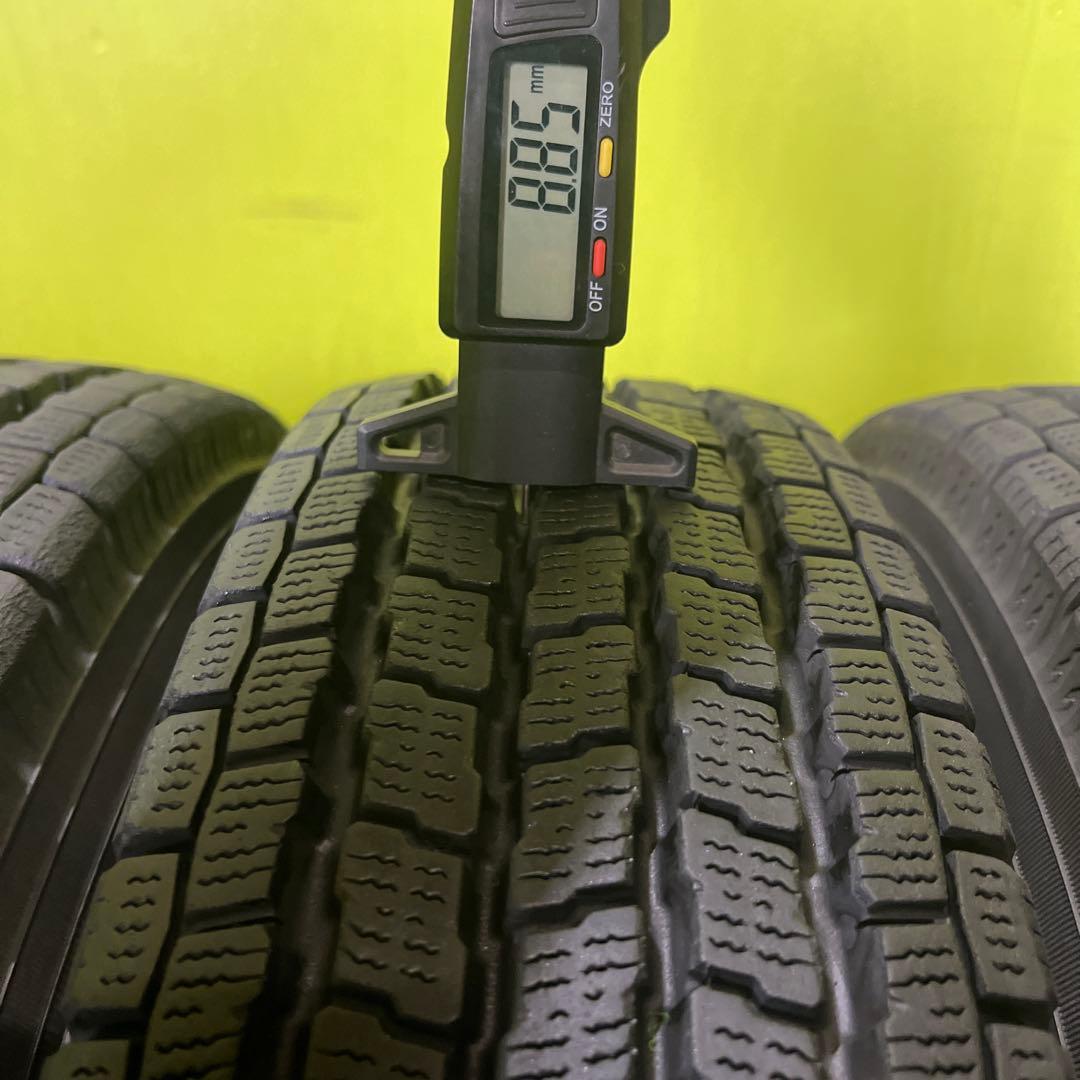 ダイハツ純正バリ山スタッドレスセット2本分 1687-① 送料込み