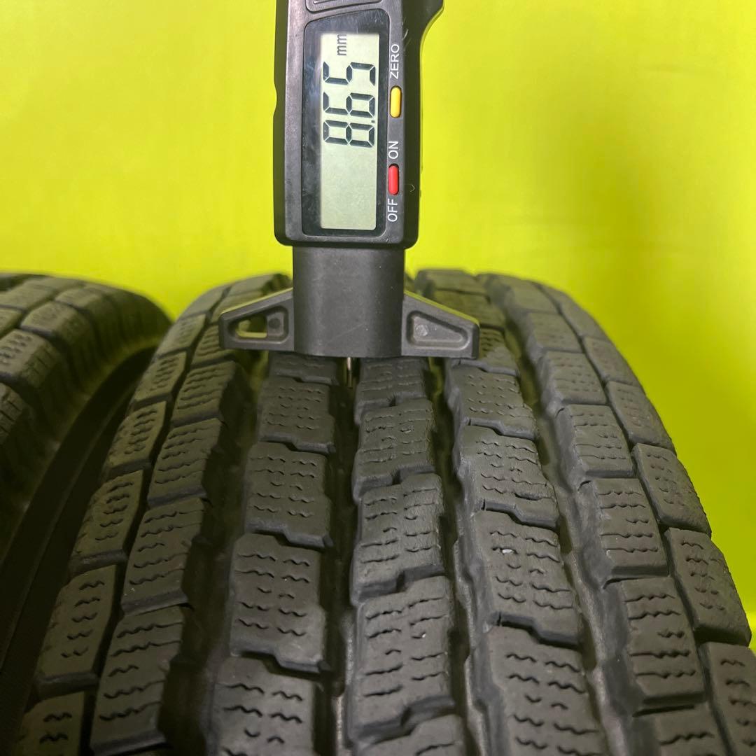 ダイハツ純正バリ山スタッドレスセット2本分 1687-① 送料込み