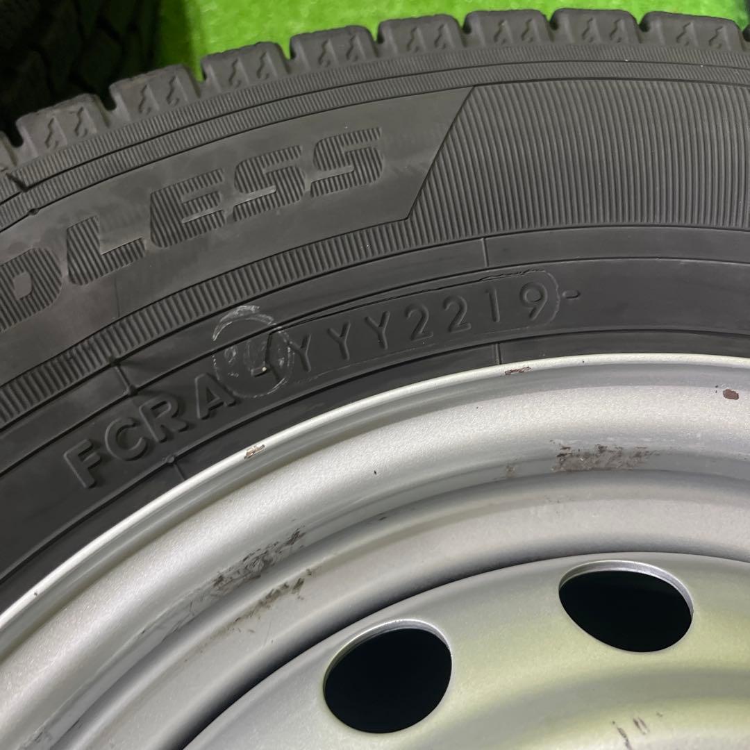 ダイハツ純正バリ山スタッドレスセット2本分 1687-① 送料込み