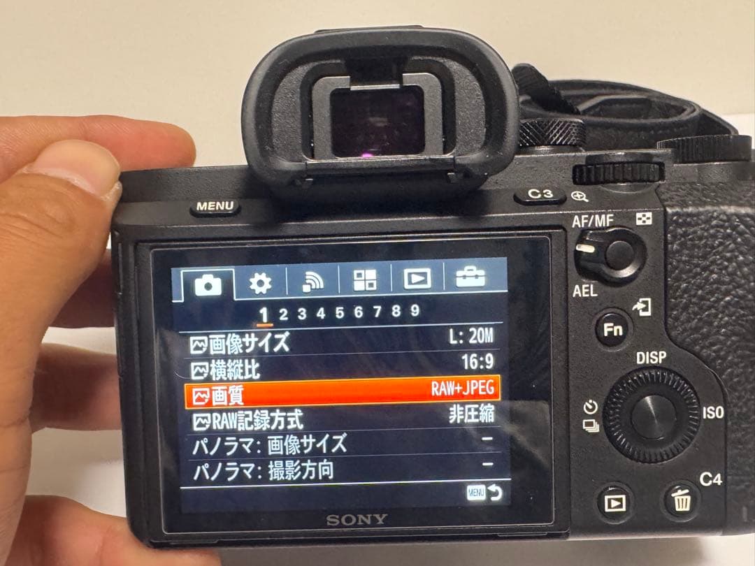 Sony α7IIミラーレス一眼カメラ 本体