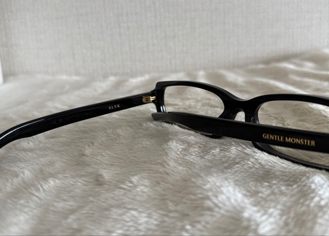 Gentle Monster Slyk 01調光レンズ