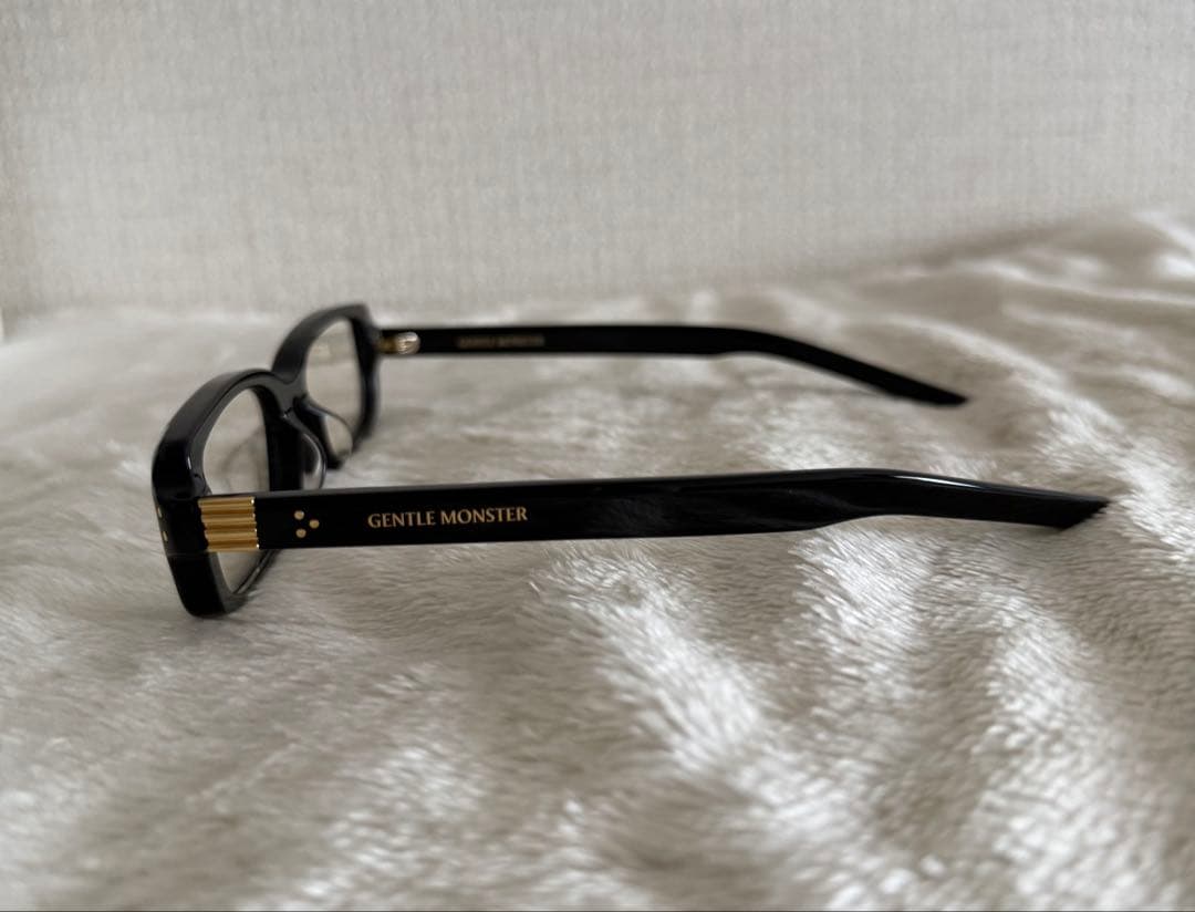 Gentle Monster Slyk 01調光レンズ