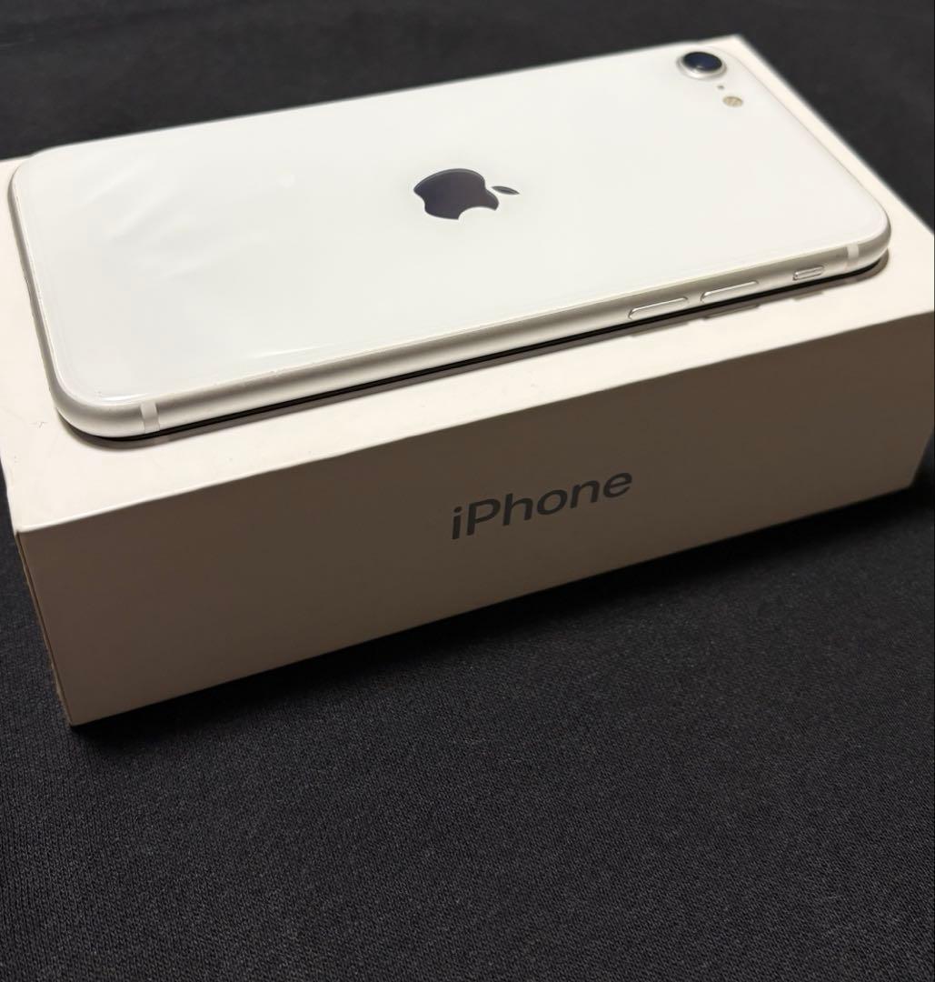 美品 Apple iPhone SE2 白 128GB SIMフリー 箱付