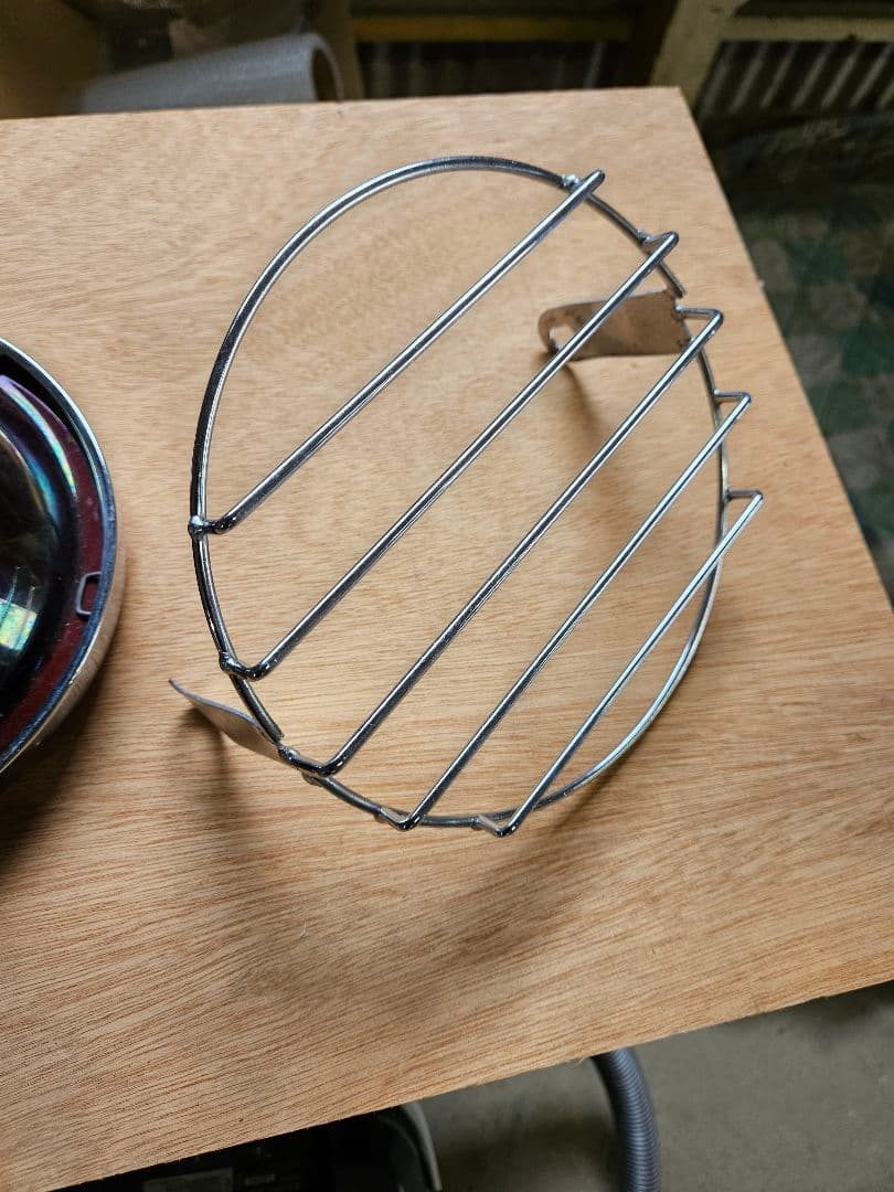 シビエヘッドライト ストーンガード付き