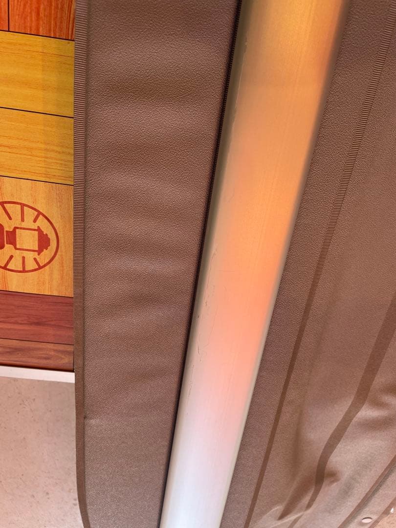 プリウスα 純正　トノカバー　美品