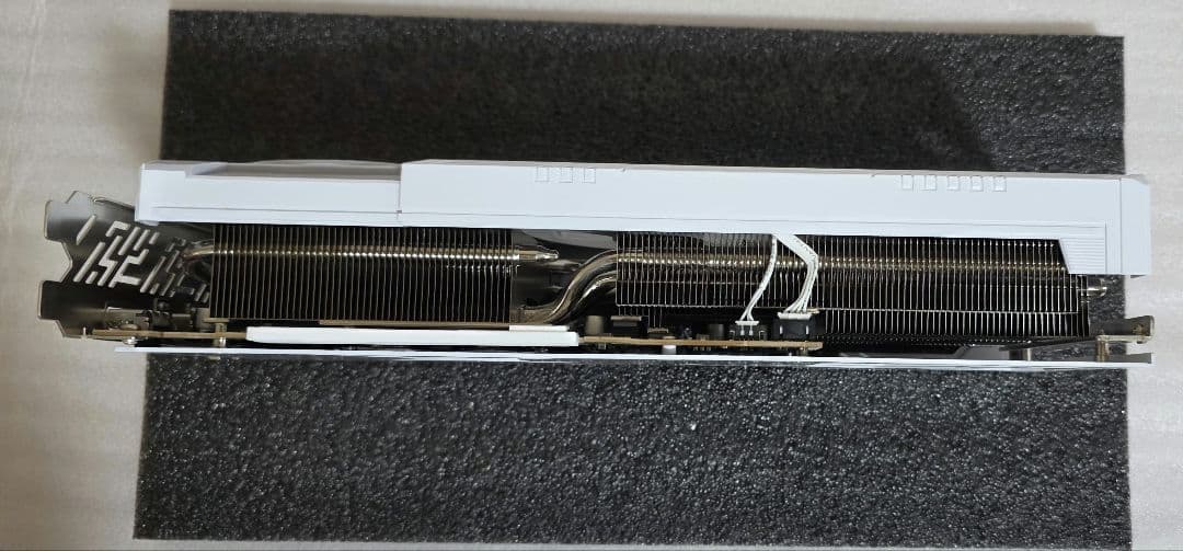 グラフィックボード・グラボ・ビデオカード ASRock RX 9070 XT 16GB