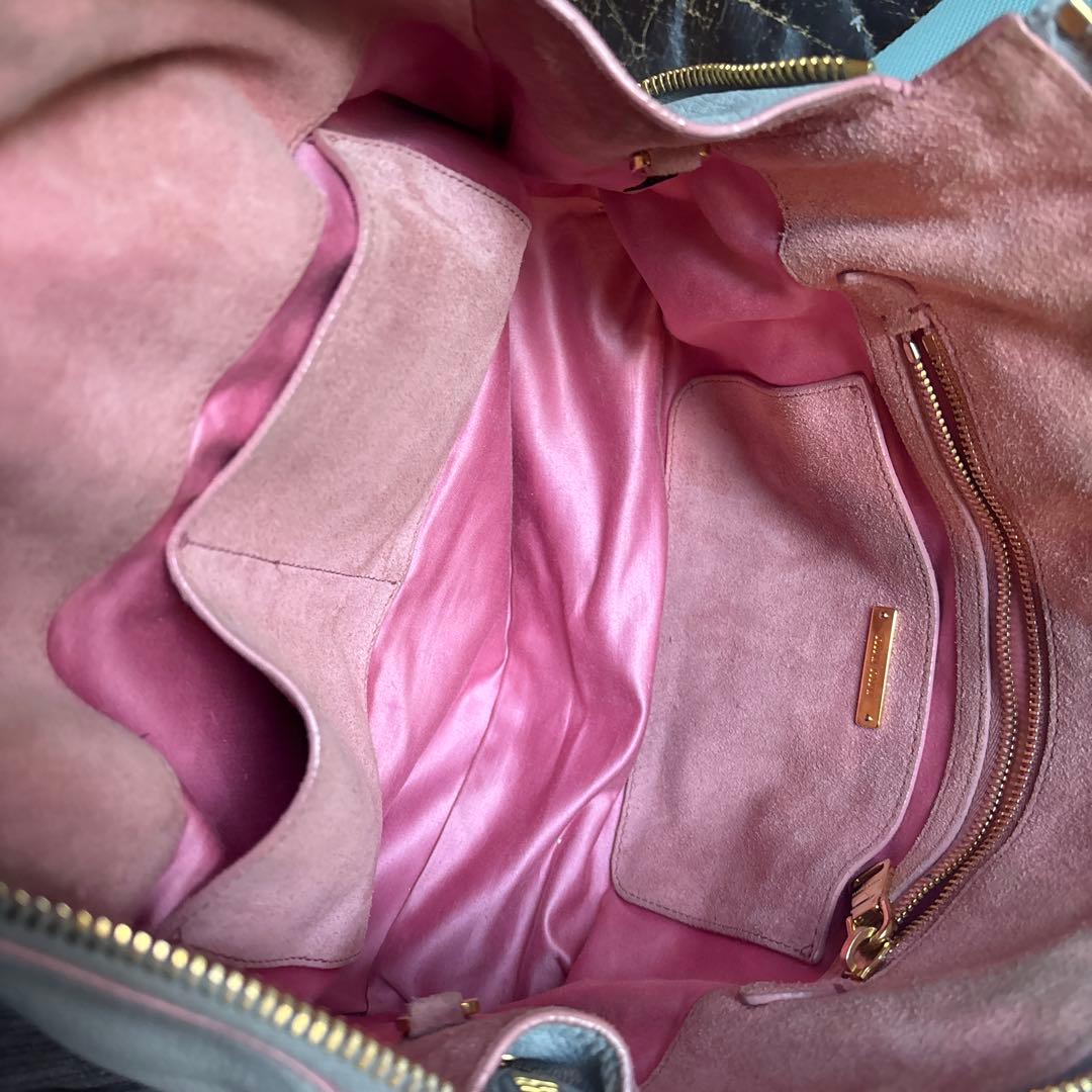 Miu Miu ライトグレー ハンドバッグ