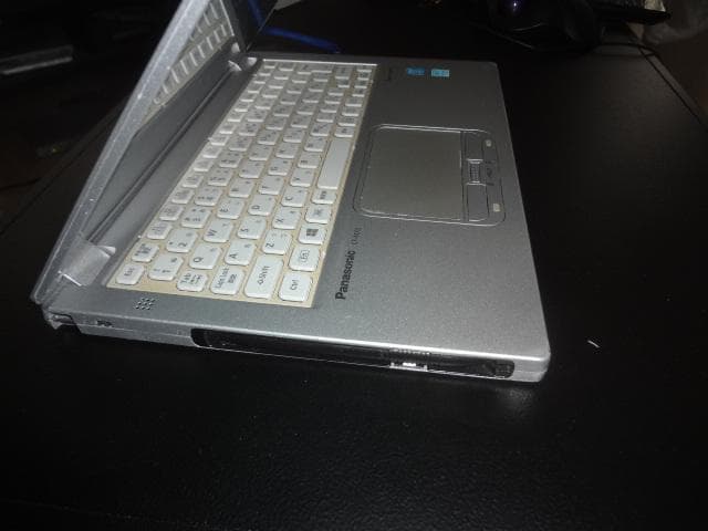 Windows 11 Pro (24H2) ノートPC CF-MX3