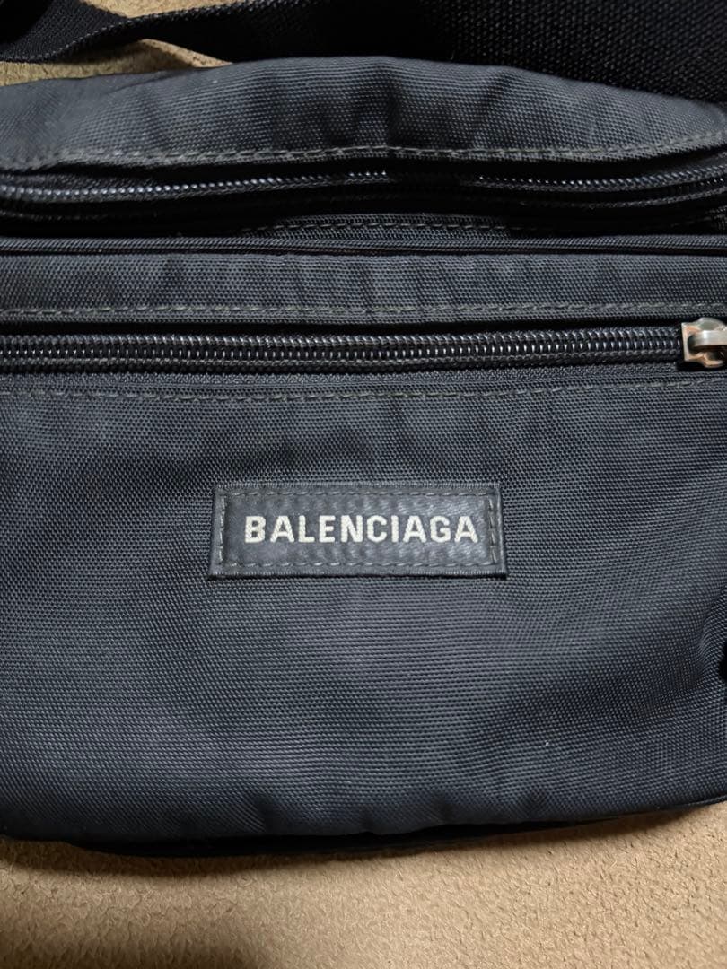 BALENCIAGA エクスプローラー ウエストバッグ 黒