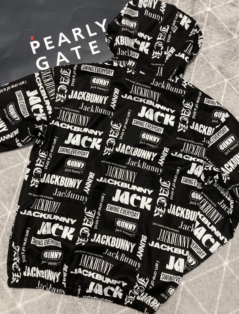 新品 パーリーゲイツ ジャックバニー ストレッチマルチロゴ ブルゾン(4)M/黒