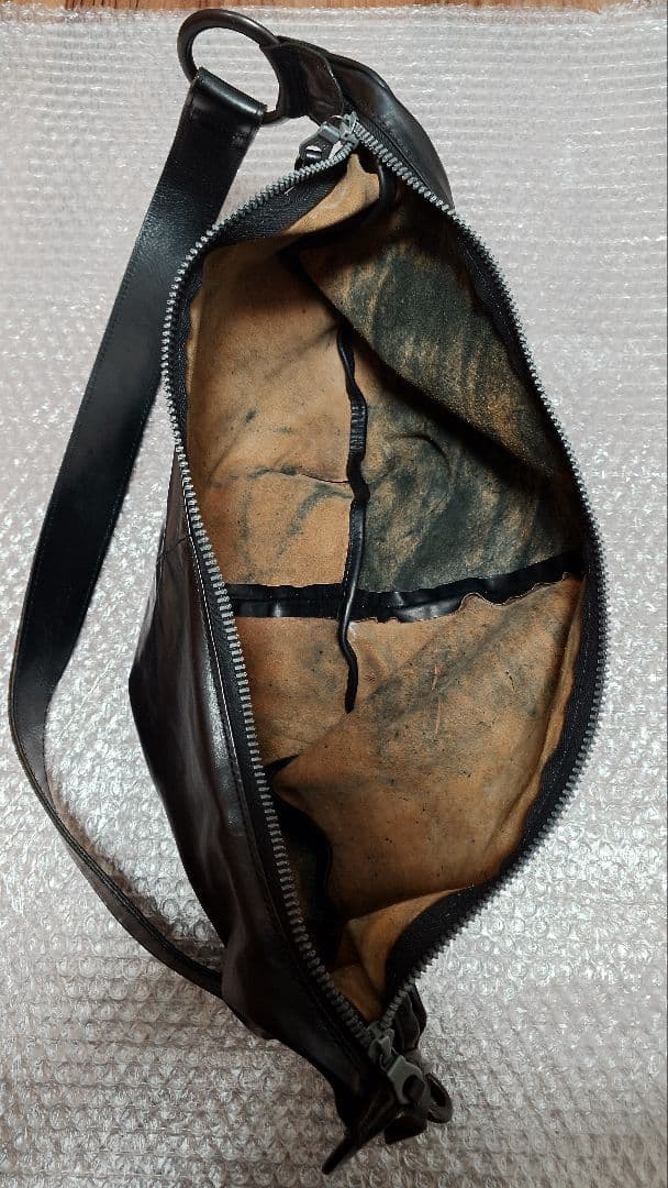 専用 BACKLASH GUIDI CALF SHOULDER バナナバッグ