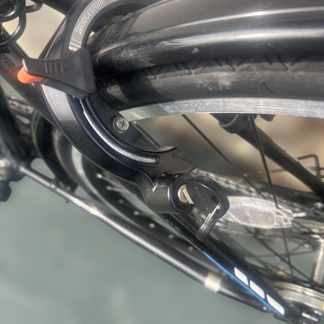 ブリヂストン クロスバイク 内装7段 ダイナモ 黒 27型