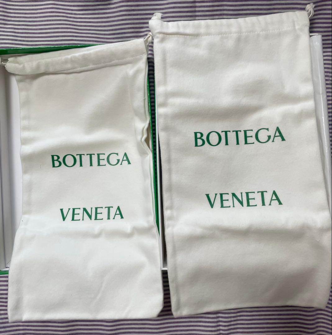 【中古】ボッテガヴァネタ　パンプス　黒　34サイズ　22センチ