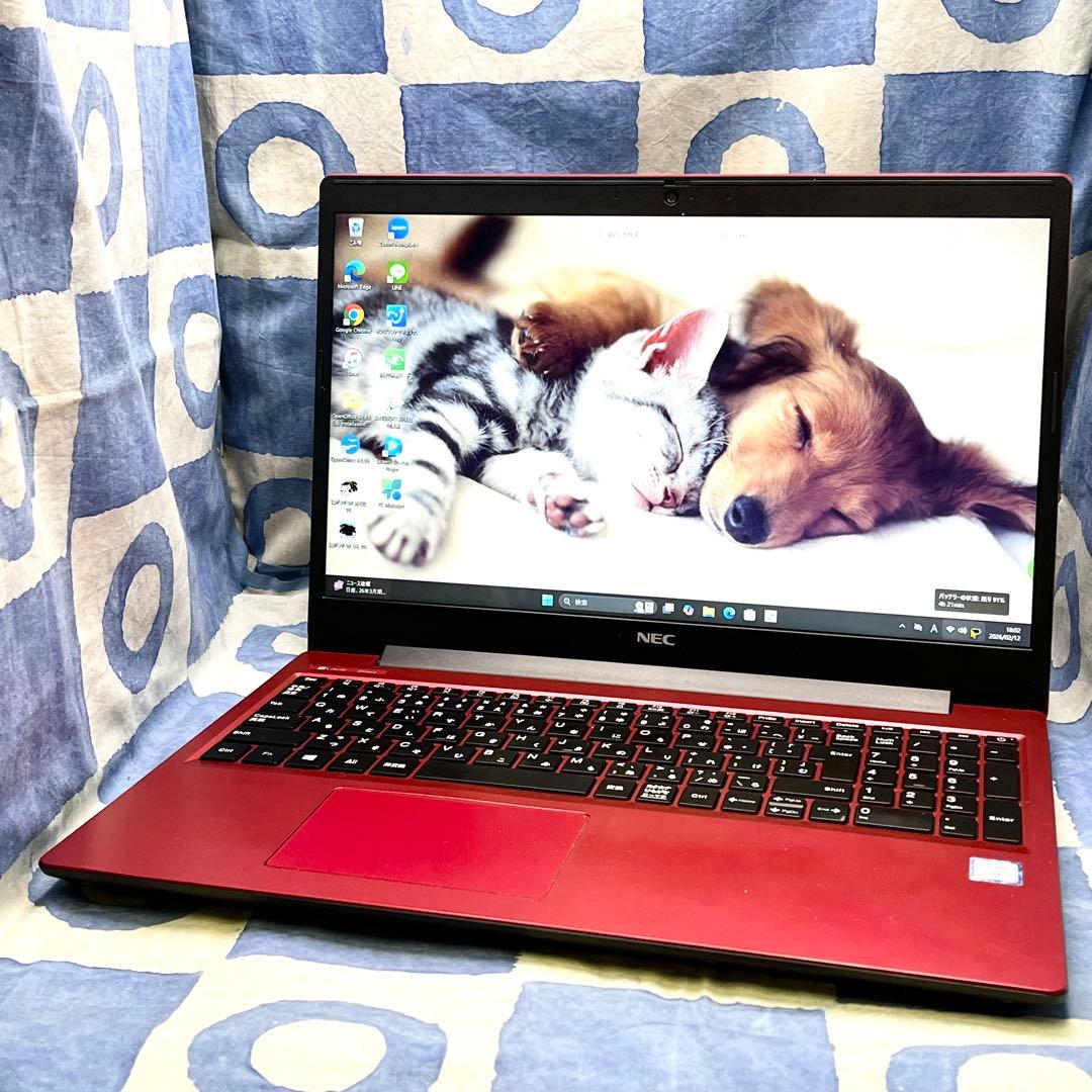 第8世代！快速SSD256GB☆貴重赤ノートPC♪ブルーレイ&カメラ！Win11