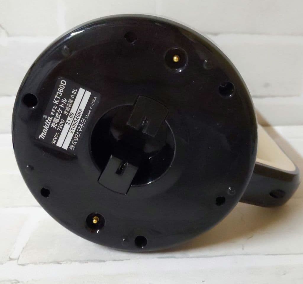 極美品 Makita 充電式ケトル KT360D