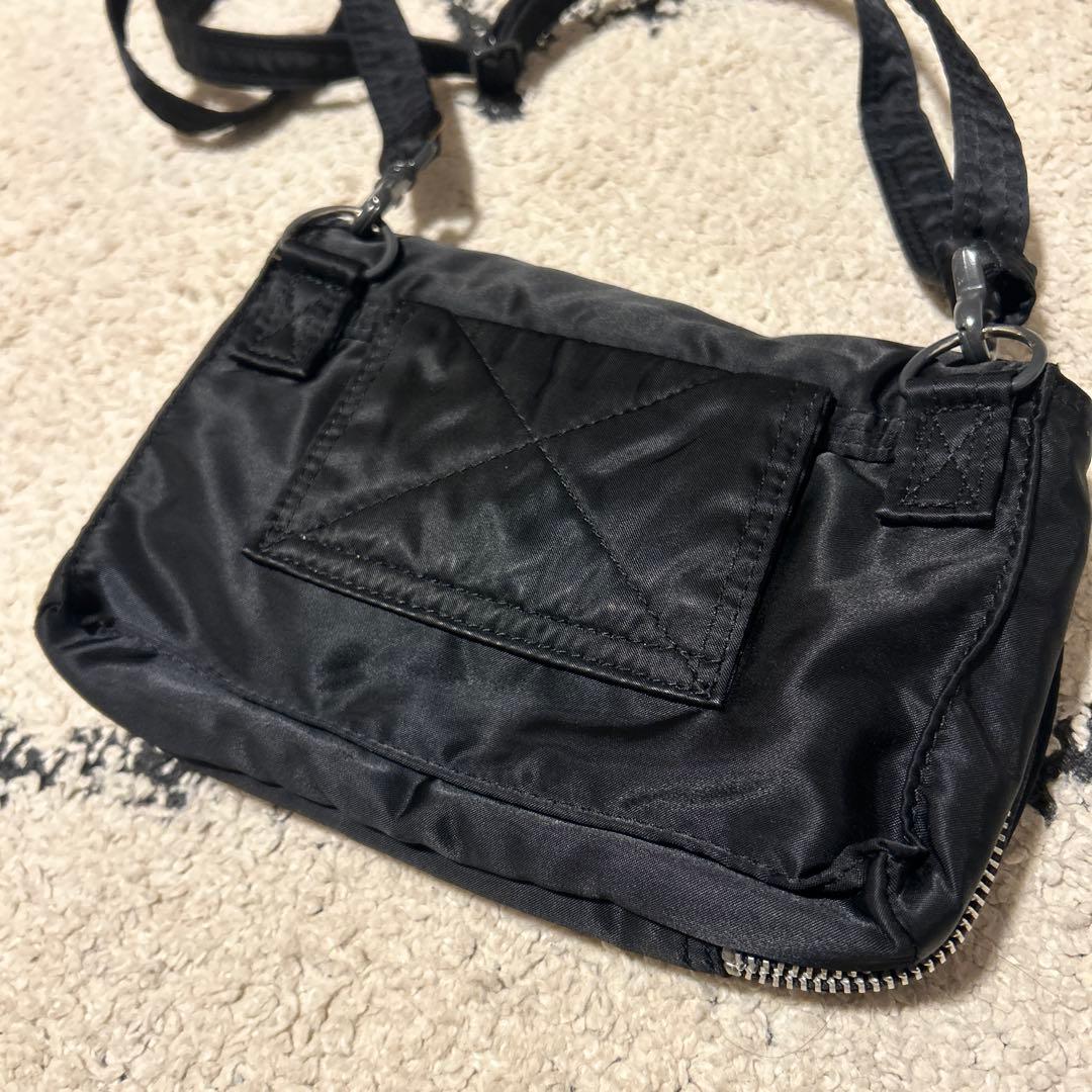 レ*プ様 【美品】PORTER ポーター/タンカーブラック/ショルダーバッグ3w