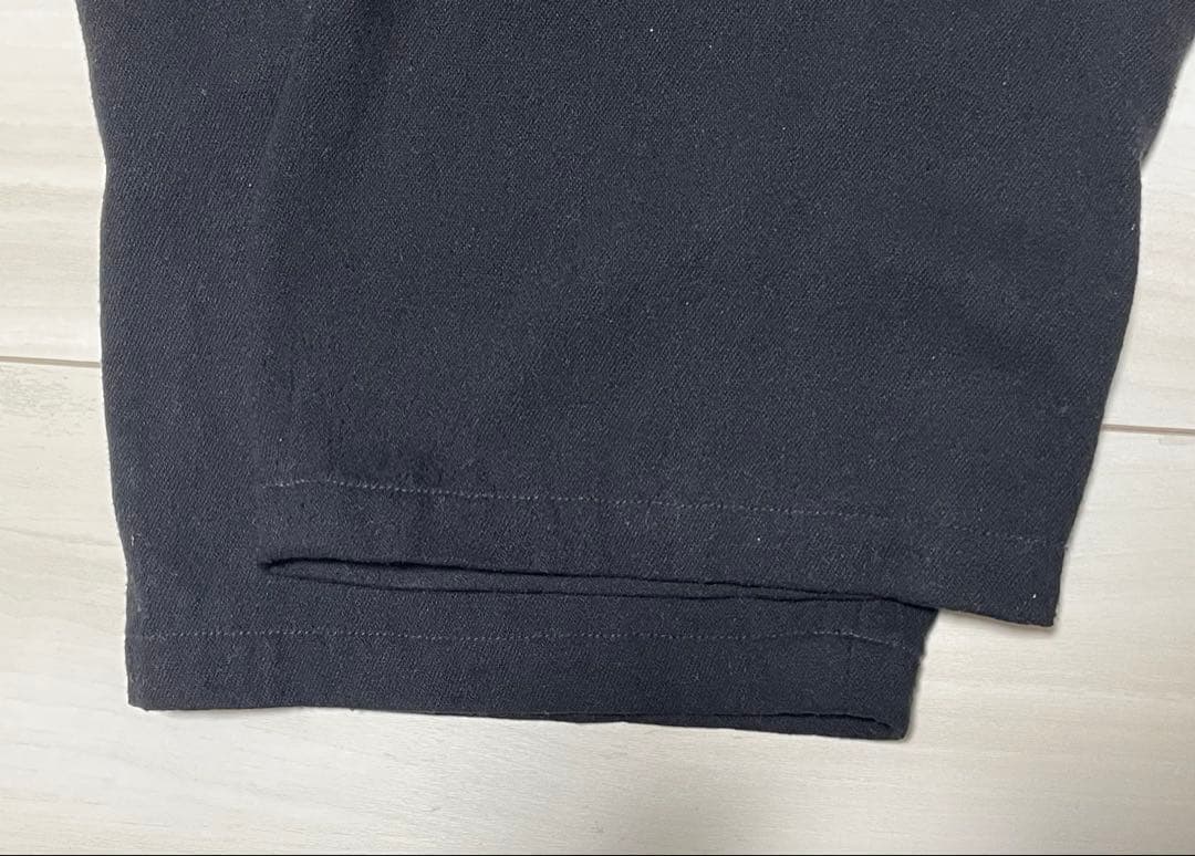 COMOLI シルクネップドローストリングパンツ 1