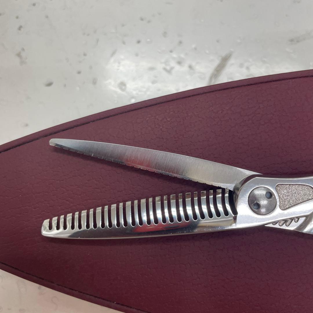 トギノン　fuma ツイスター40%セニングシザー(すきバサミ) 専用ケース付き