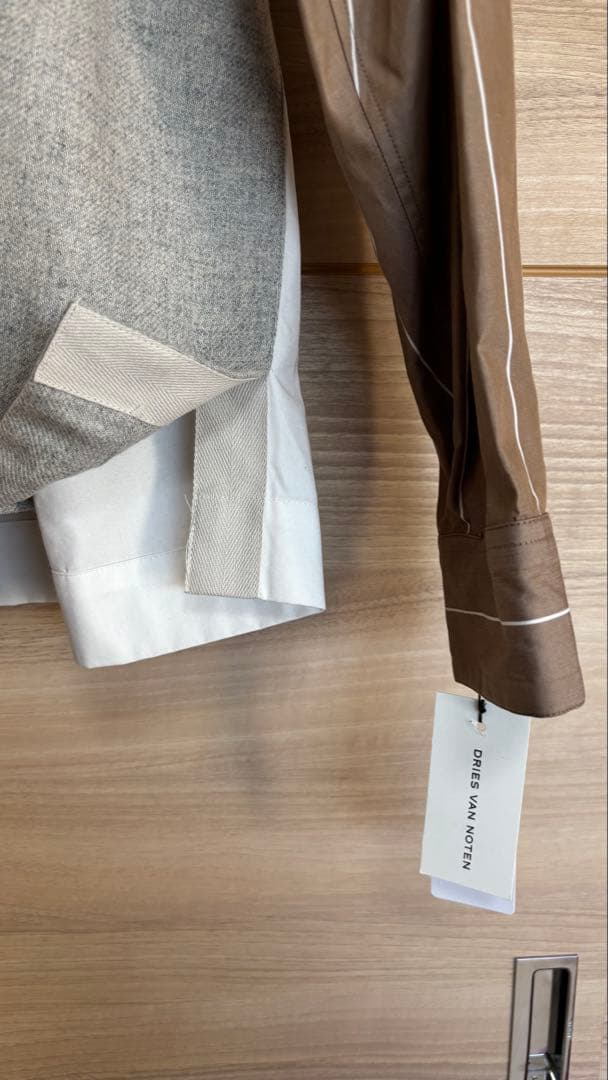 新品タグ付き　dries van noten メンズ　L レイヤードスウェット