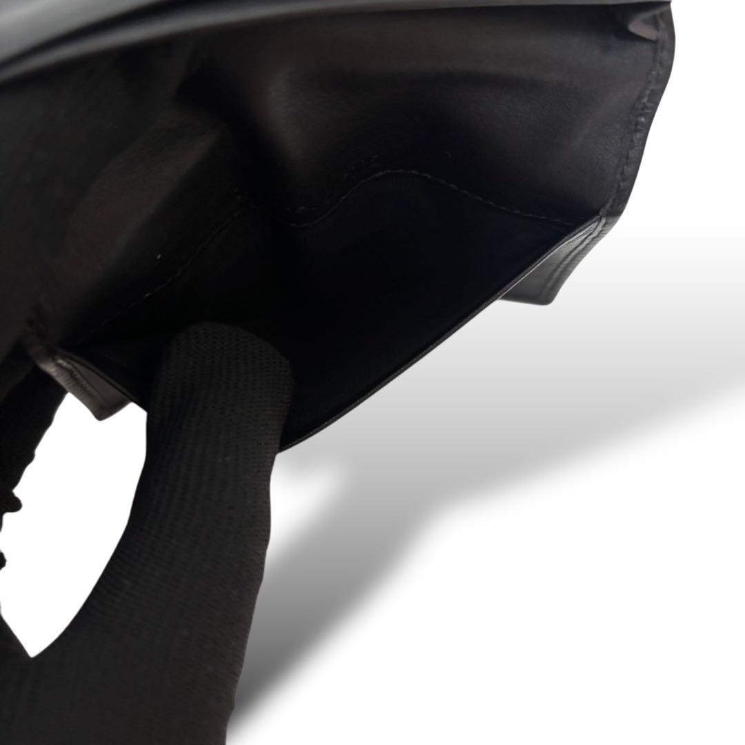 グッチ　GUCCI 名刺入れ　ブラック　レザー　ロゴ　シルバー金具