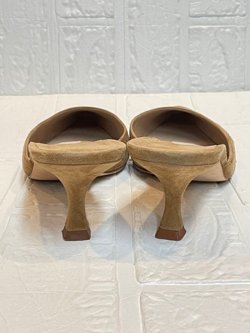 【良品】Manolo Blahnik（マノロブラニク）スエードミュール❤︎