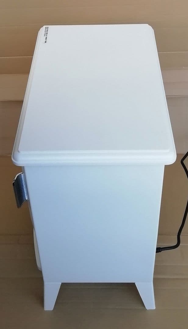 Dimplex電気暖炉 LuciaⅢ ルシアスリー [型番LUCⅢ12WJ]１台