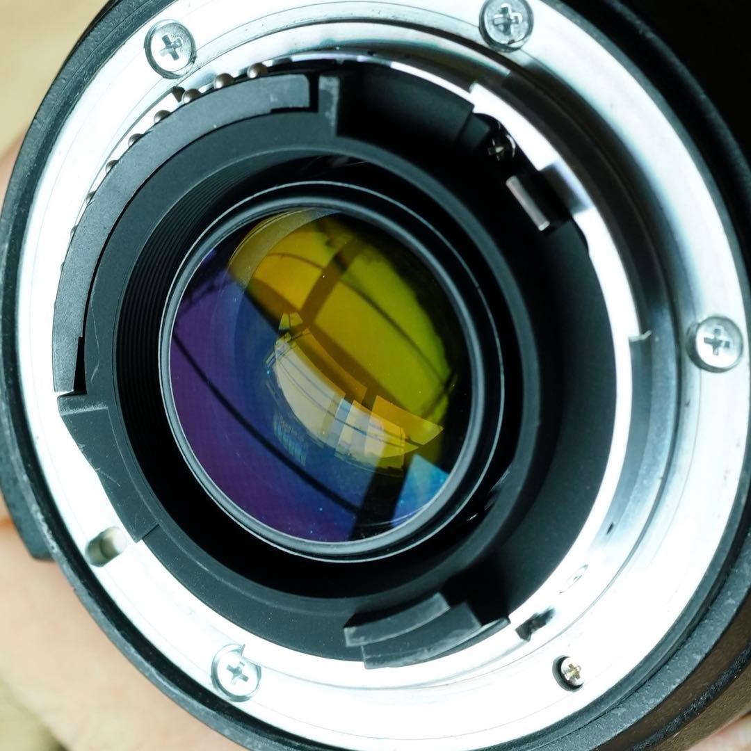 Nikon D40 デジタル一眼レフ + AF-S NIKKOR 18-70