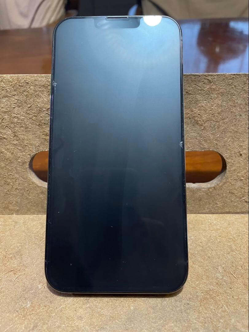 iPhone13Pro 256GB 画面は無傷