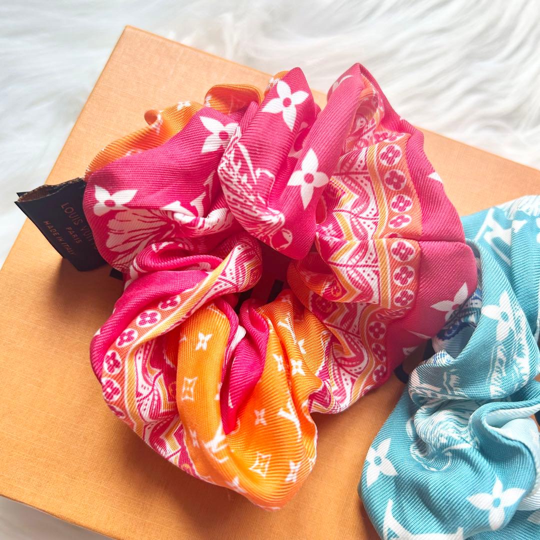 ✨美品✨ルイヴィトン　シュシュセット　M79982 モノグラム　ピンク　ブルー