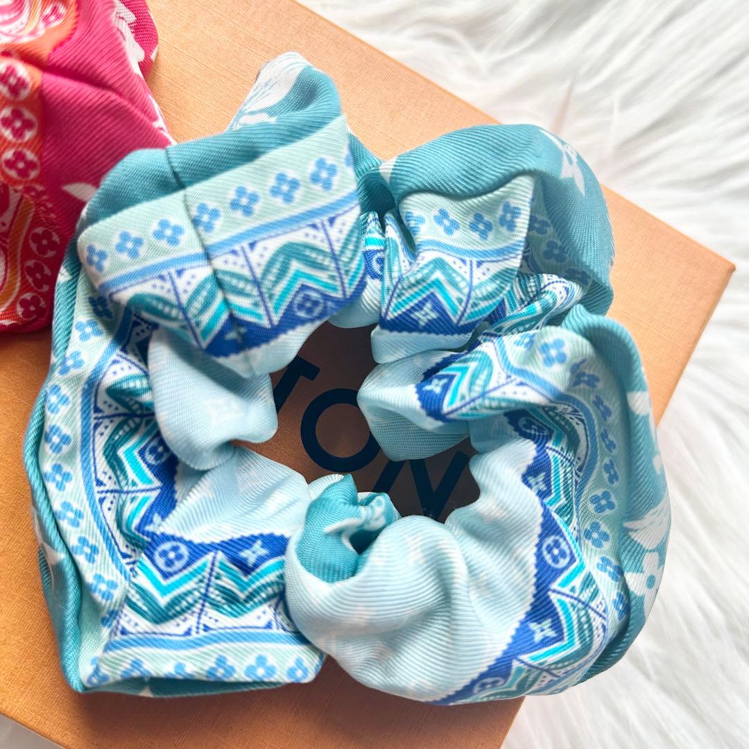 ✨美品✨ルイヴィトン　シュシュセット　M79982 モノグラム　ピンク　ブルー