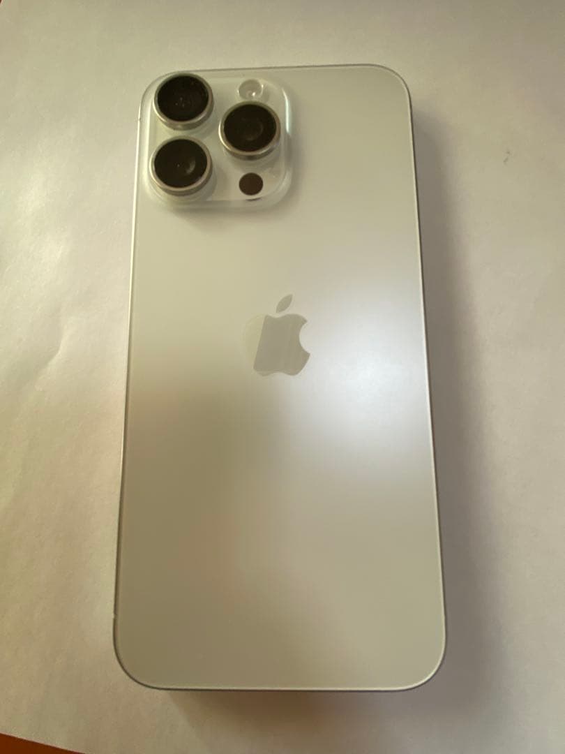 iPhone15 ProMAX 256G ホワイト