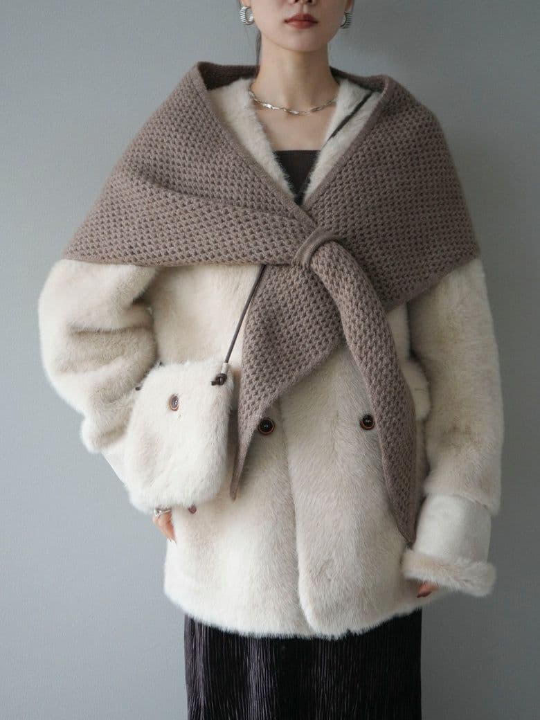 【ラスト】Lumier リュミエ同型 バック付きエコファーコート アイボリー