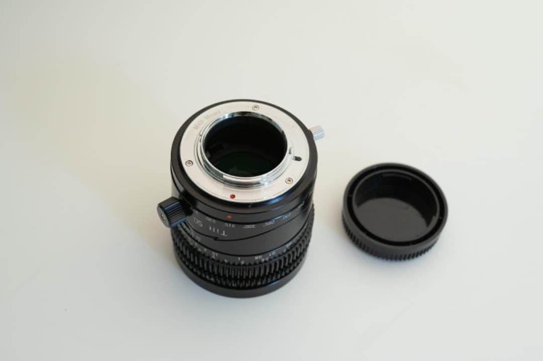 TTArtisan 50mm F1.2 Tilt　単焦点レンズ