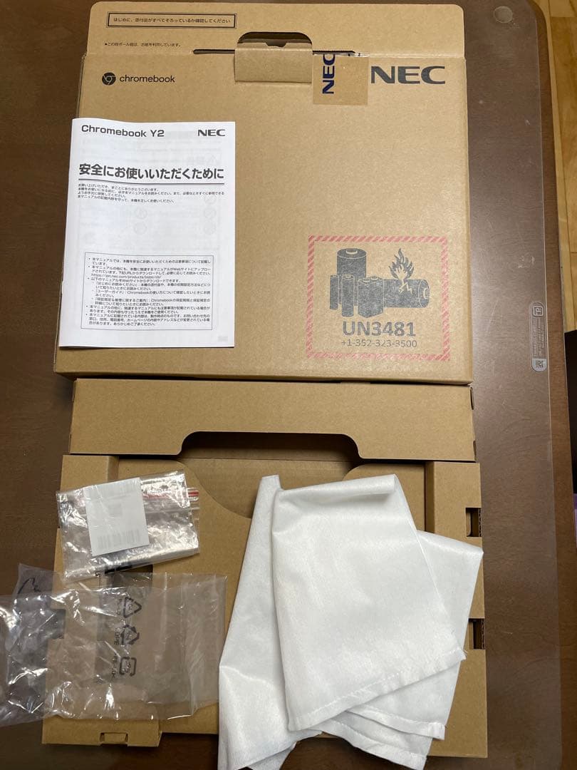 Chromebook本体 NEC Chromebook Y2 PC-YAE11X21A4J2