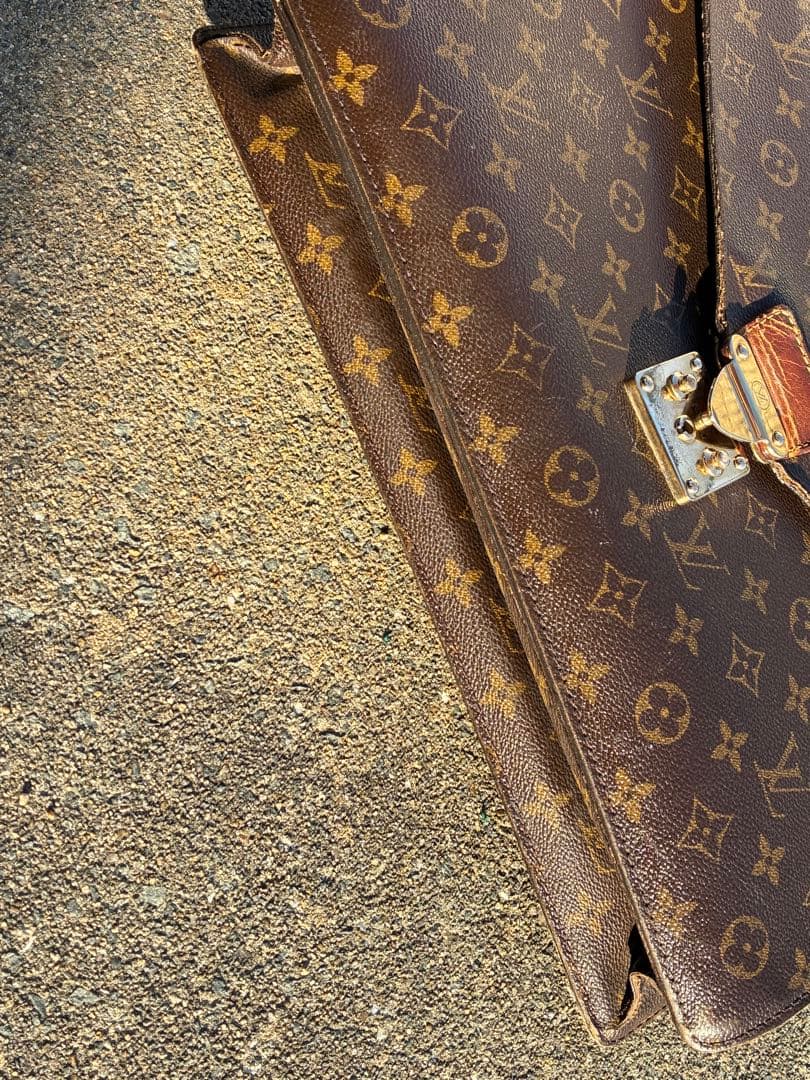 M*様 ハンドバッグ モノグラム セルヴィエット コンセイエ　LOUIS VUI