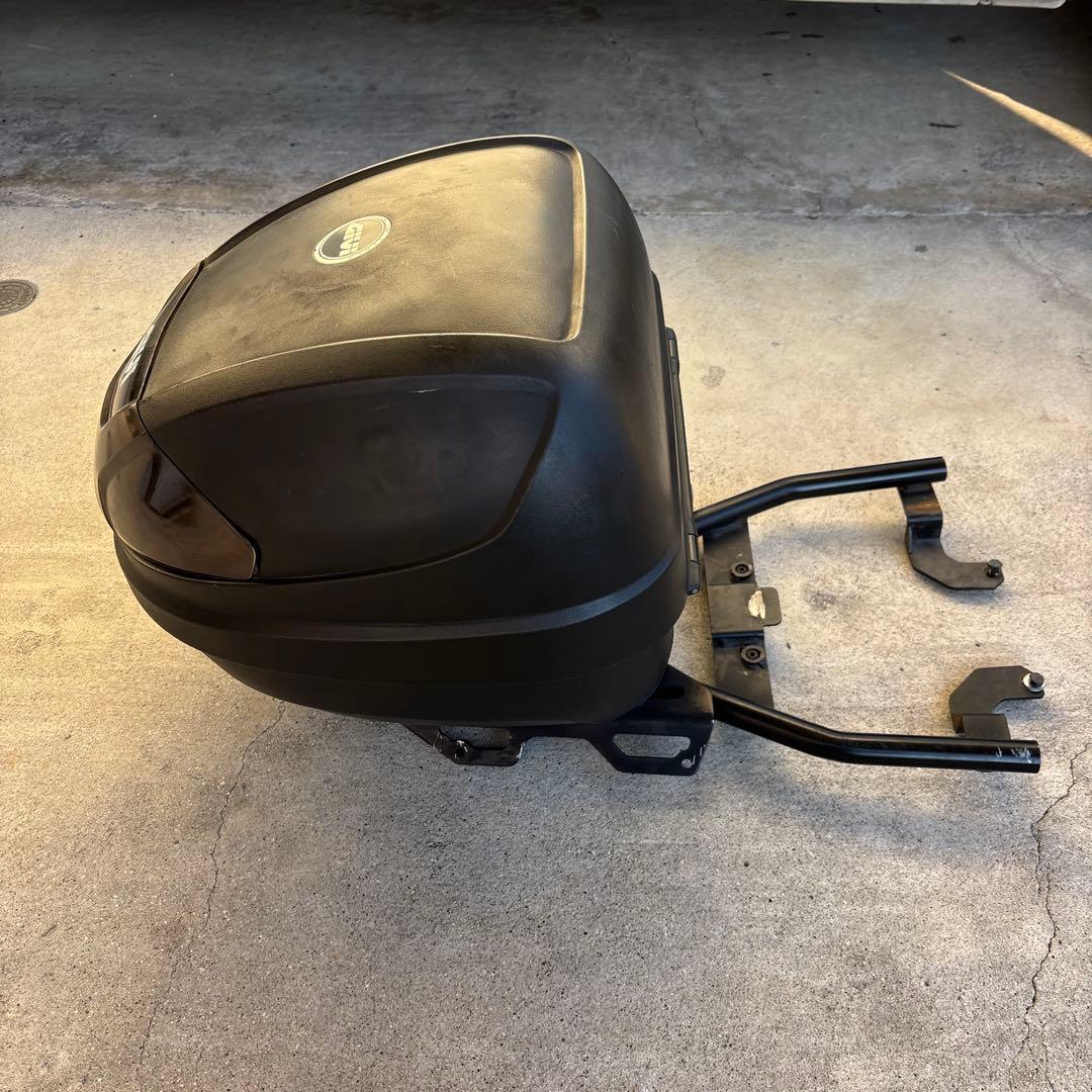 Ninja250r ニンジャ250r デイトナリアキャリア　GIVIボックス