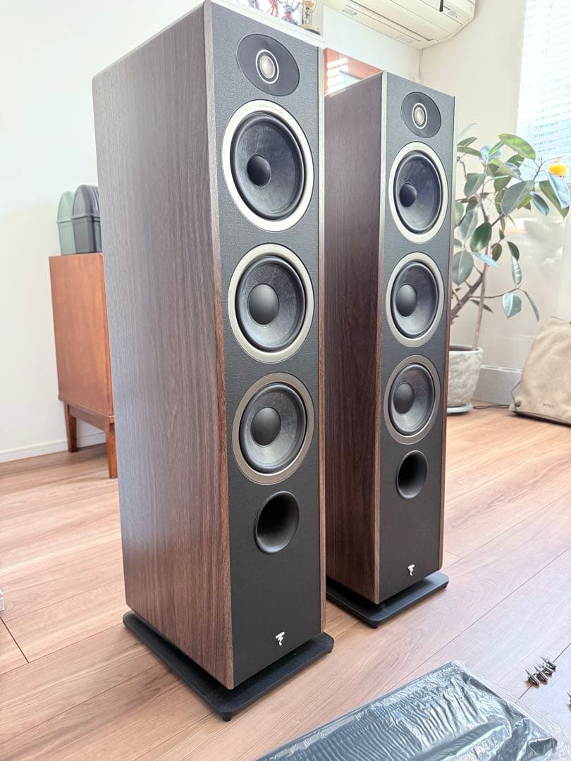 フォーカル　トールボーイスピーカー　VESTIA n°2