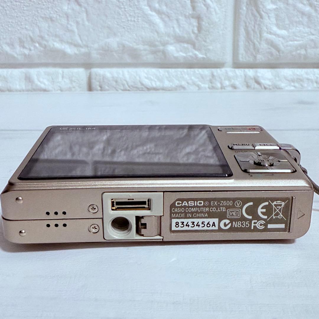 美品　CASIO EXILIM EX-Z600 カシオ　ゴールド　SDカード付き