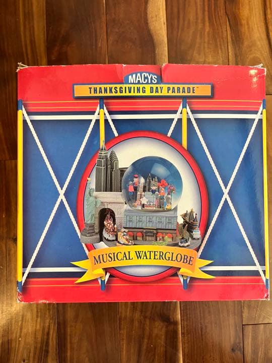 【美品】メイシーズ　ミュージカルウォーターグローブ
