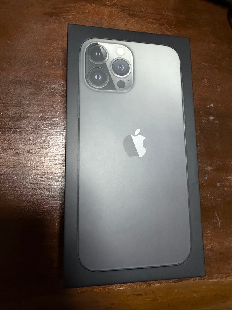 ・美品・iPhone 13 Pro Max 256GB グラファイト