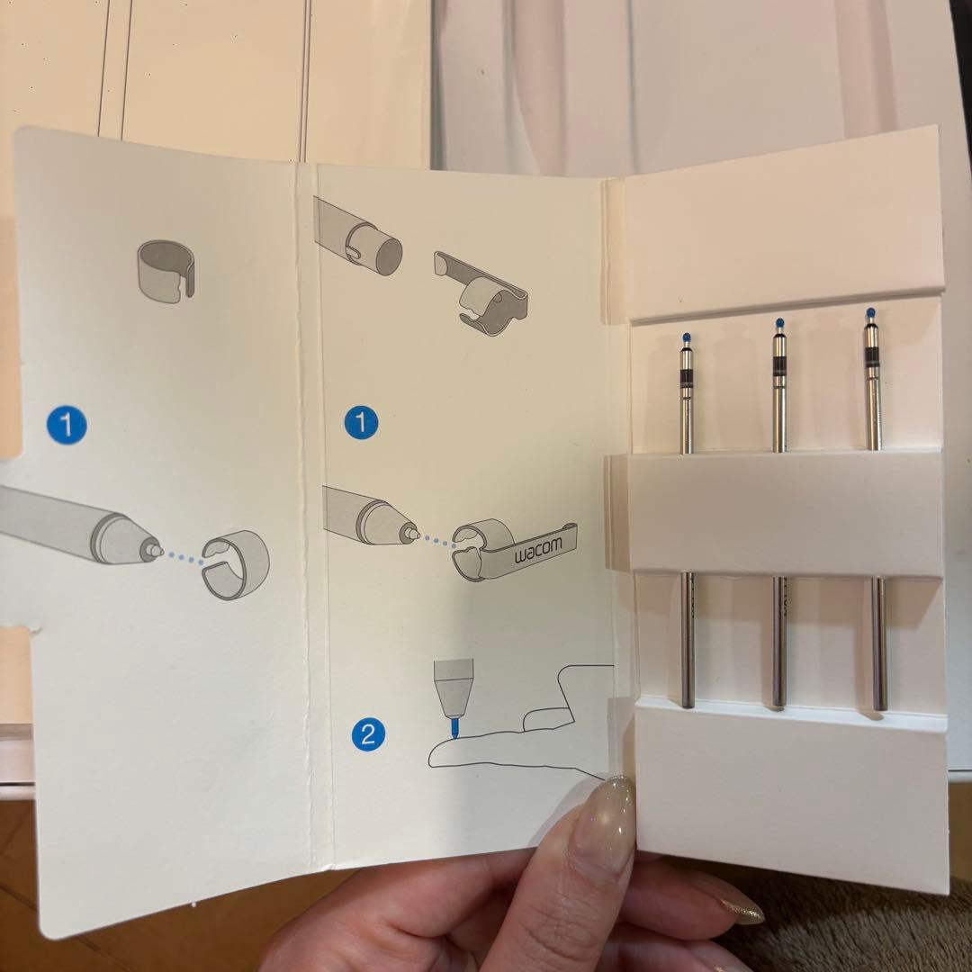 美品 Wacom Intuos Pro Paper Edition Lサイズ