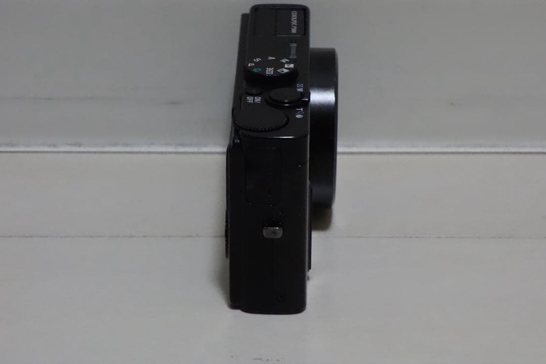 動作しました 高級 オールドコンデジ COOLPIX P300 Nikon