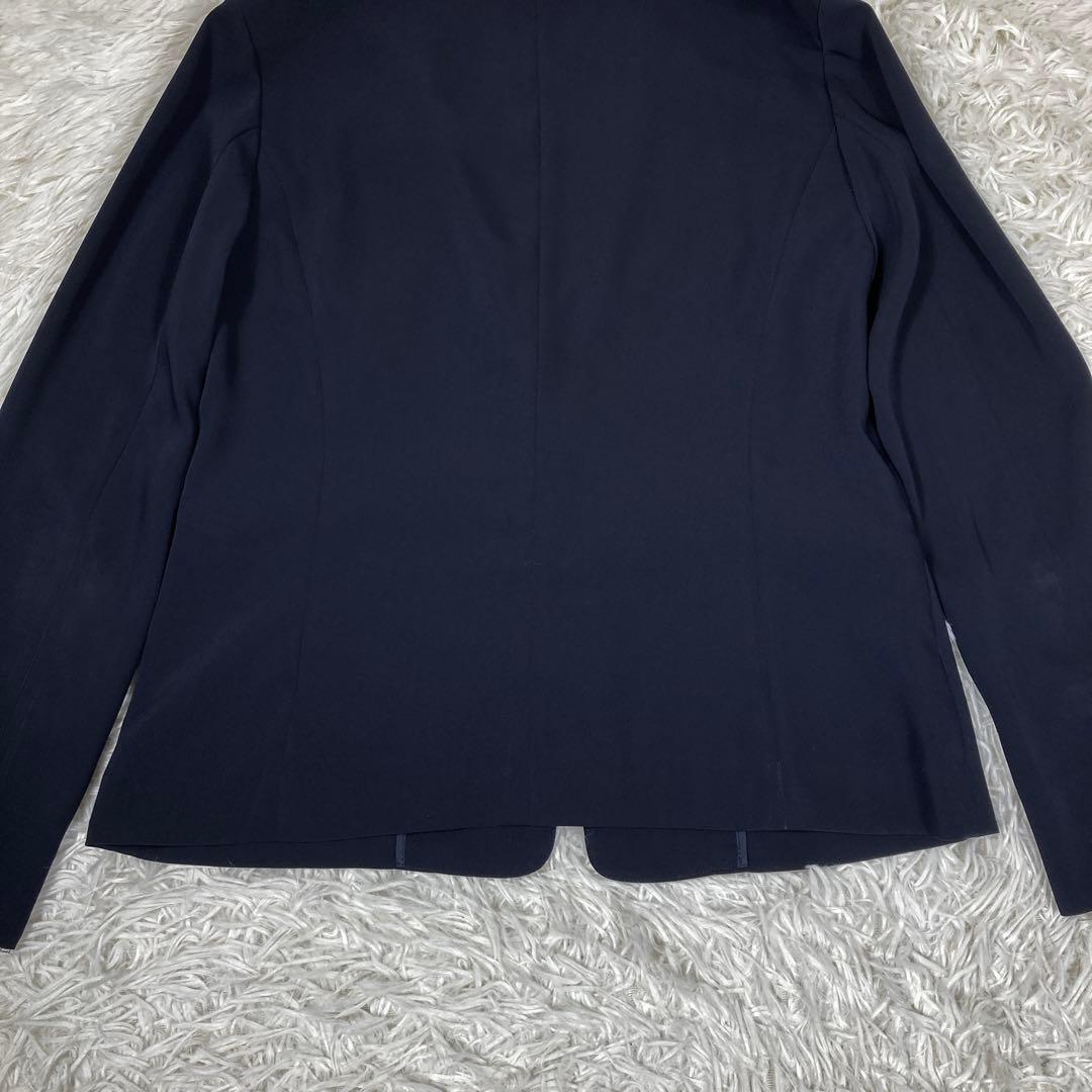 アデイインザライフ　セットアップスーツ　ノーカラー　ウォッシャブル　ネイビー　L