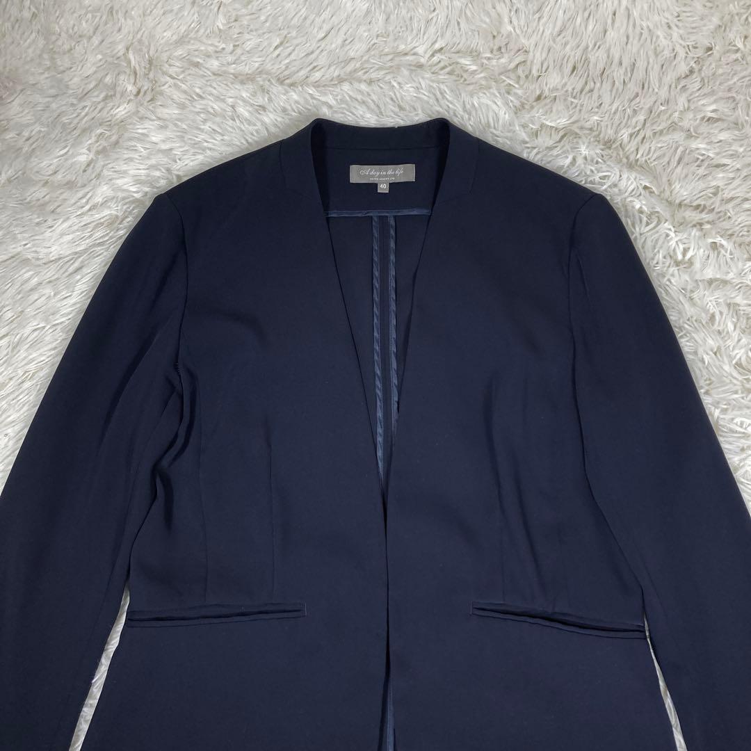 アデイインザライフ　セットアップスーツ　ノーカラー　ウォッシャブル　ネイビー　L