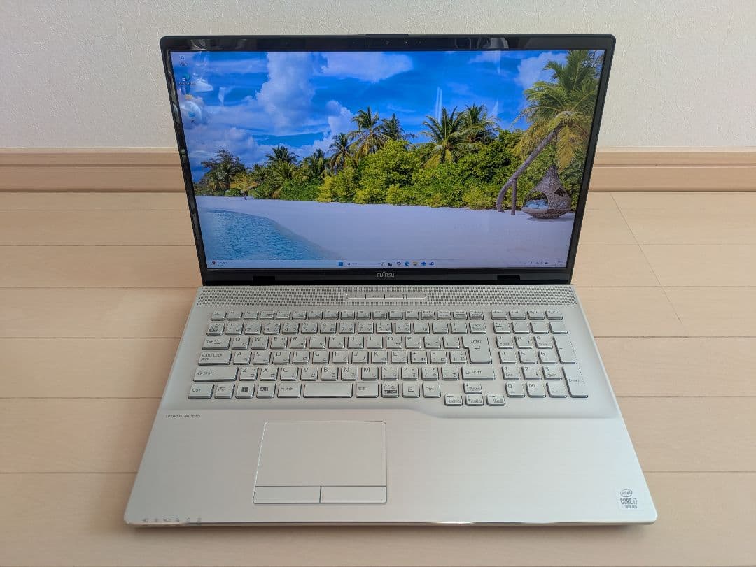 【17インチ大画面10世代】ノートPC 富士通 LIFEBOOK NH90/E2