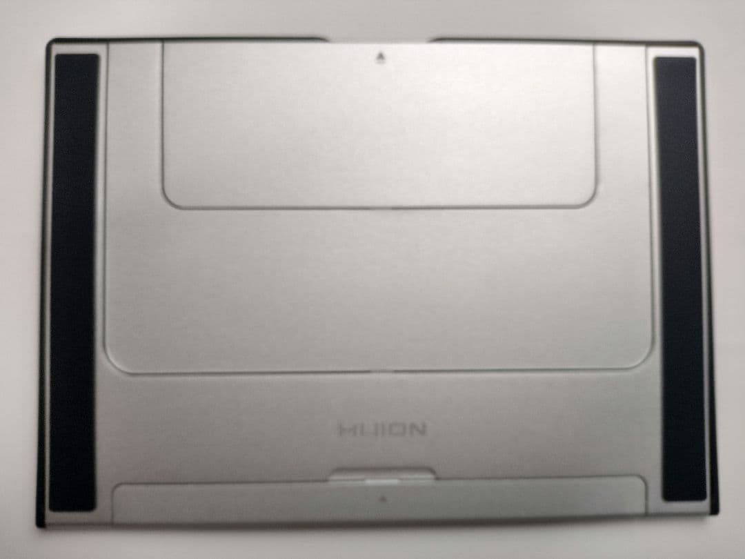 美品　HUION Kamvas Pro 16 Plus 4K 液タブ スリムペン